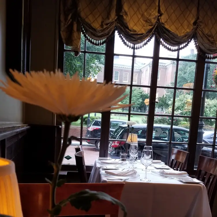Harry Browne's, Annapolis, MD
