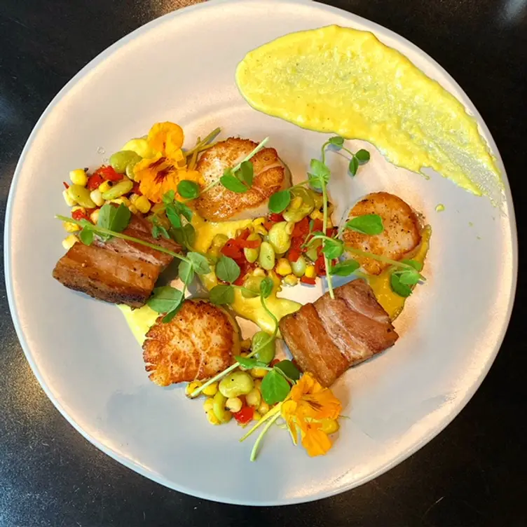 Amuse, Cambridge, MA