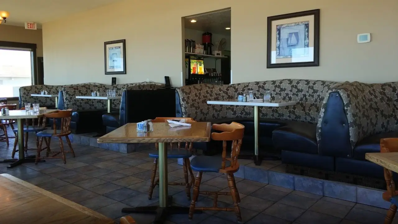 Shilo Inns Cafe - Permanently Closed，ORNewport