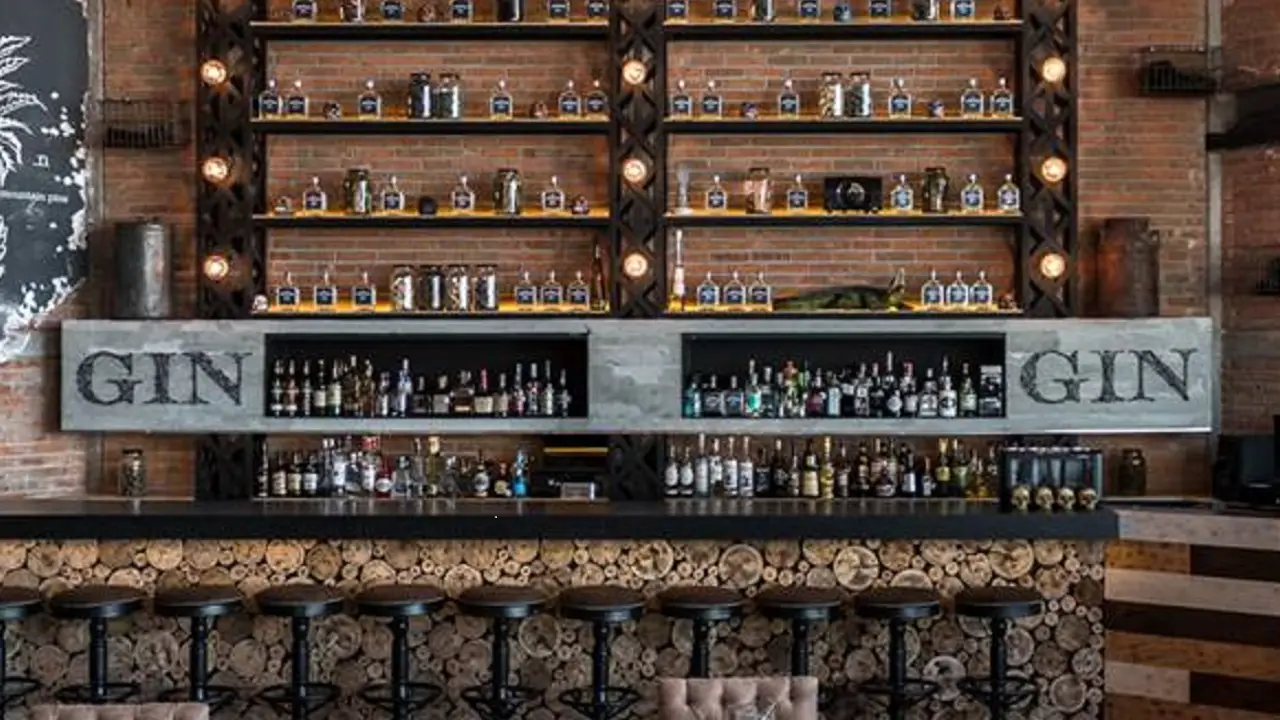 Bar - Gin Gin - Paseo Interlomas, Huixquilucan, MEX