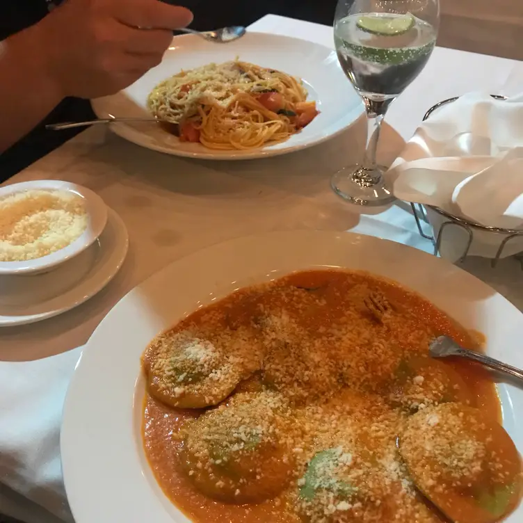 Piccola Trattoria, Canyon Country, CA