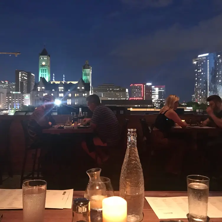 Virago, Nashville, TN