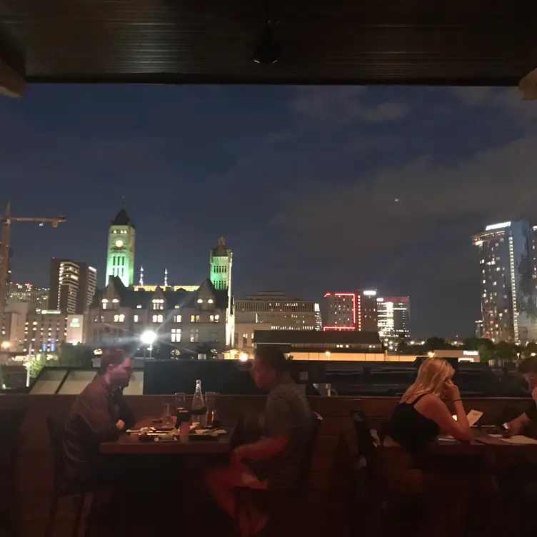 Virago, Nashville, TN