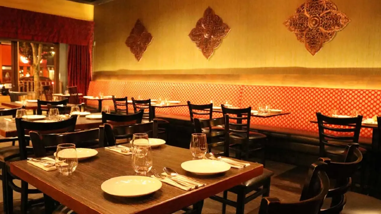 Indian Junction Bar & Grill, Vancouver, BC