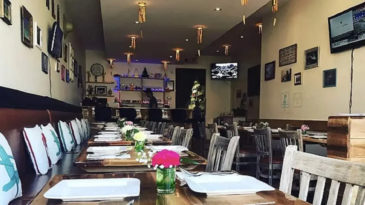 Sala Modern Thai Kitchen, Toronto, ON