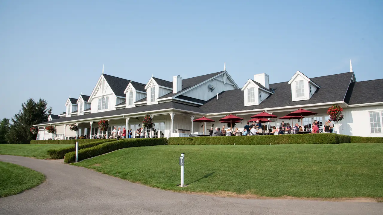4th Course Bistro at Copetown Woods, Copetown, ON