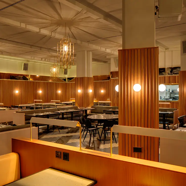Hoi Polloi, London, 
