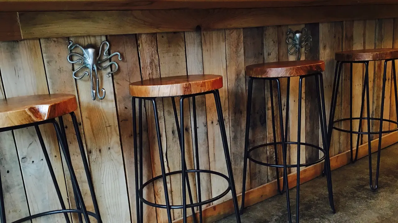 Deepwater Micro Eatery, North Vancouver, BC