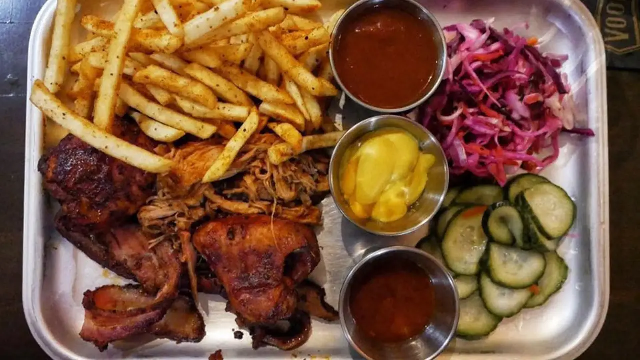Voodoo-Q Smokehouse & Grill, Bristol, 