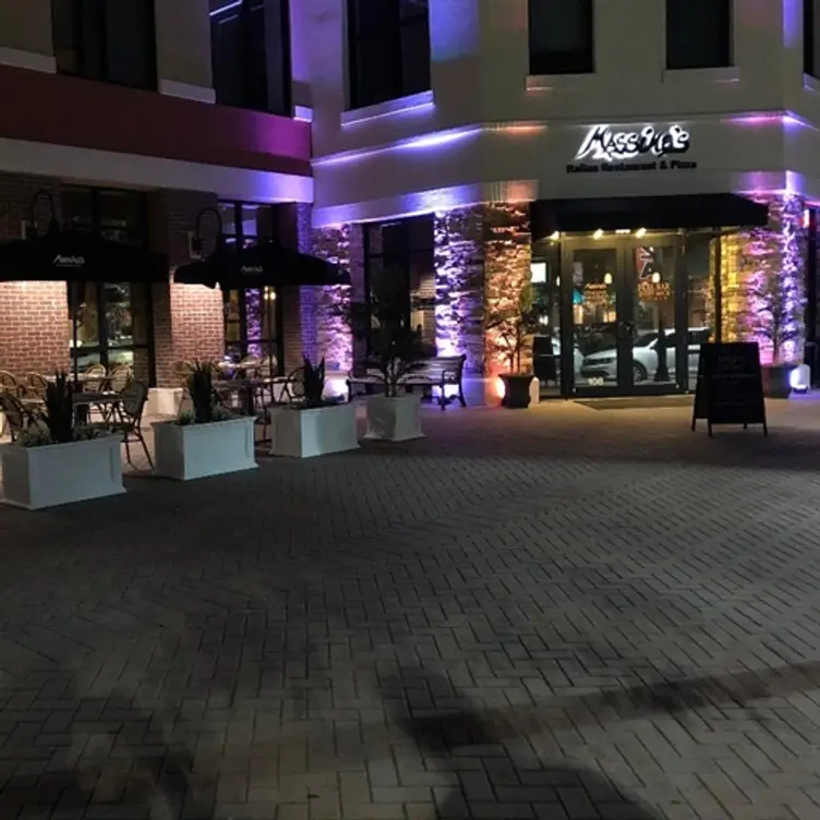 Massimo's Restaurant, Bar & Pizzeria - Permanently Closed, Boynton Beach, FL
