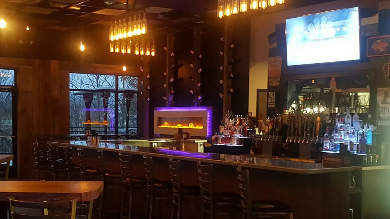 Ada Pour House, Grand Rapids, MI