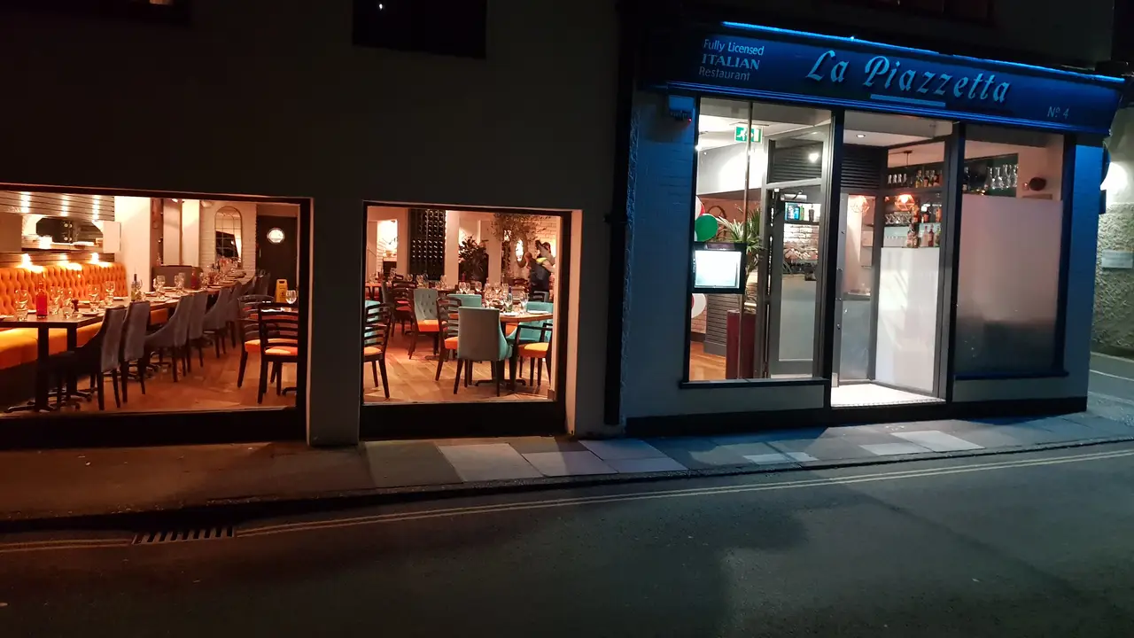 La Piazzetta Midhurst, Midhurst, West Sussex