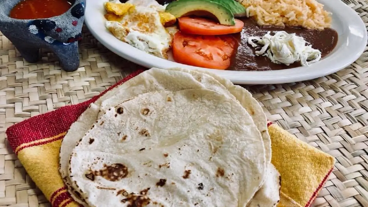 Sazón Zapoteca Restaurant - Permanently Closed, Madera, CA