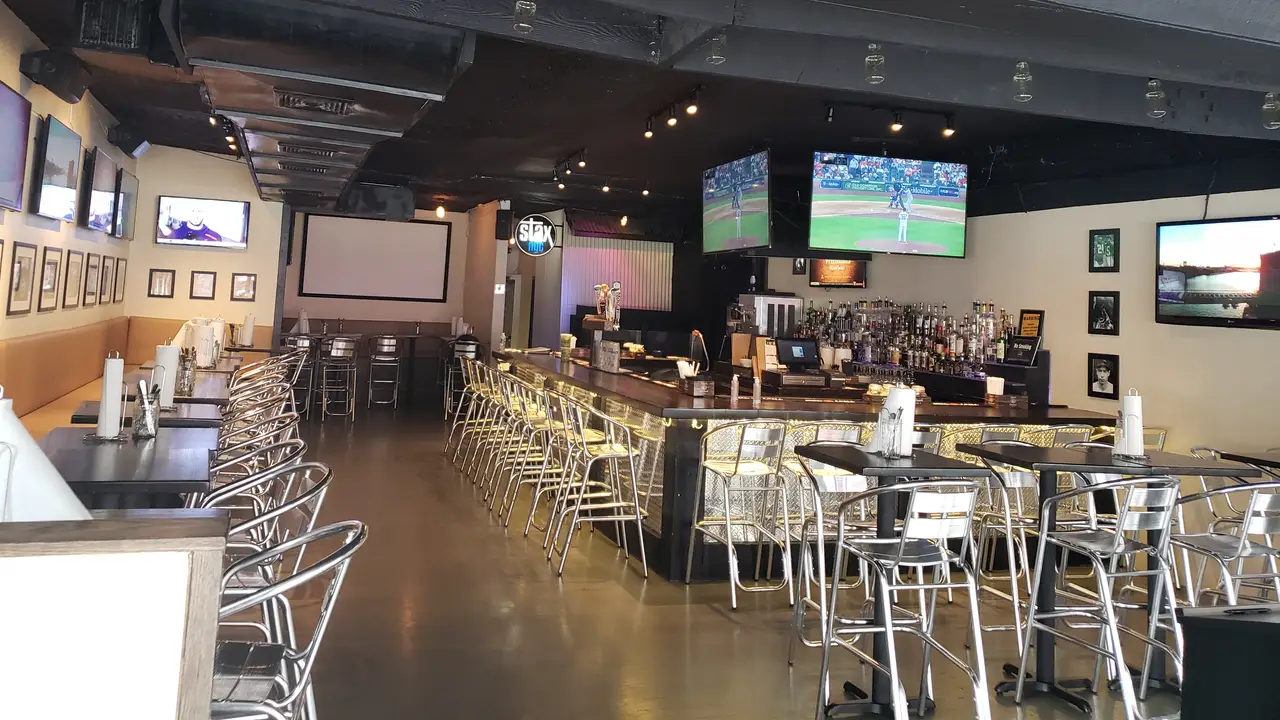 Stax Sports Bar - Permanently Closed, New York, NY