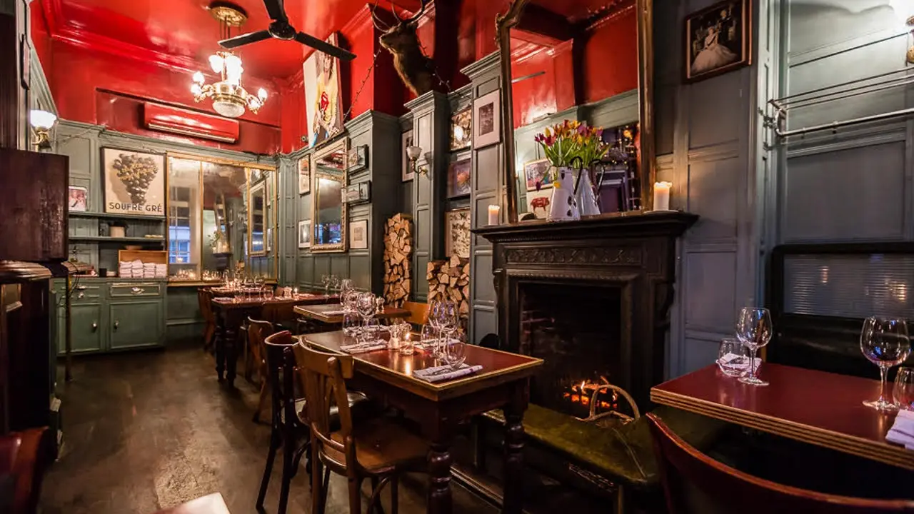 The Chelsea Pig (previously The Pig's Ear), London, 