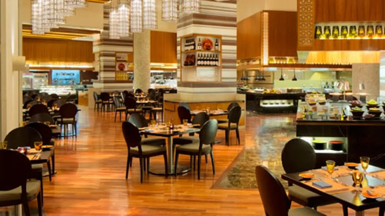 Mazina  - Address Dubai Marina, Dubai, UAE