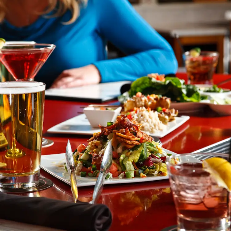 Stone's Cove KitBar, Herndon, VA