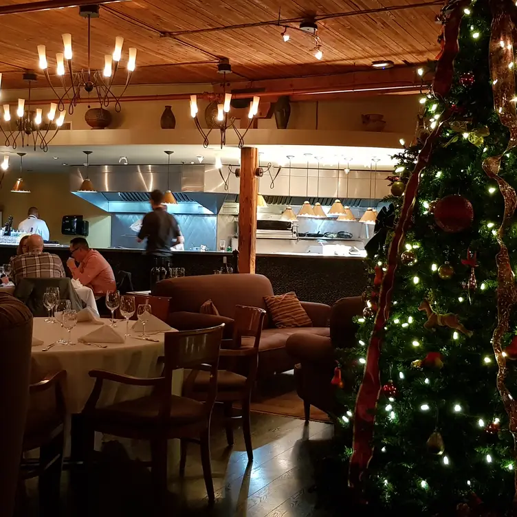 Characters Fine Dining - Permanently Closed, Edmonton, AB