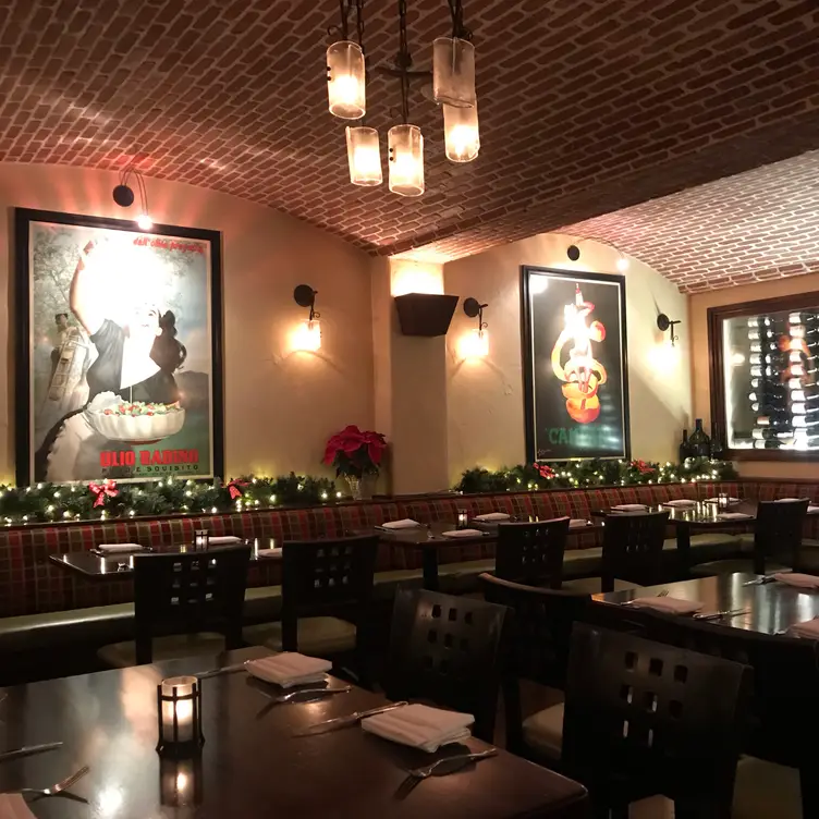 Cantinetta Luca, Carmel, CA