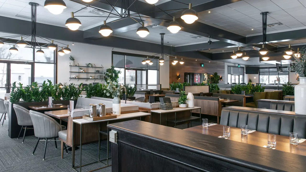 Earls Albert - Earls Kitchen + Bar - Albert St - Regina, Regina, SK