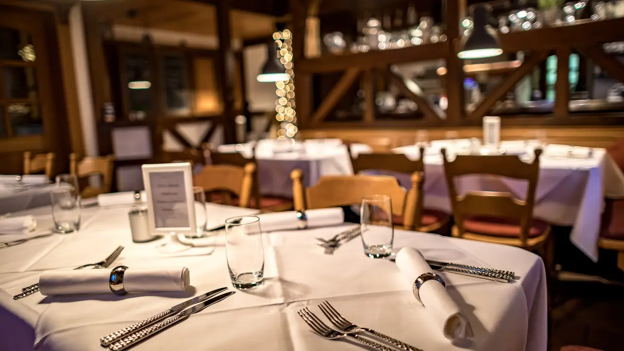 Gasthaus zum Taunus, Taunusstein, HE