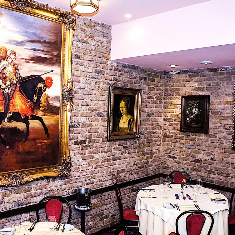 Restaurant - Bolton's, London, 
