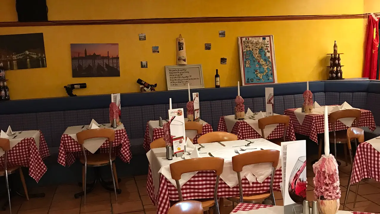La Ciociara, Stirling, Stirling