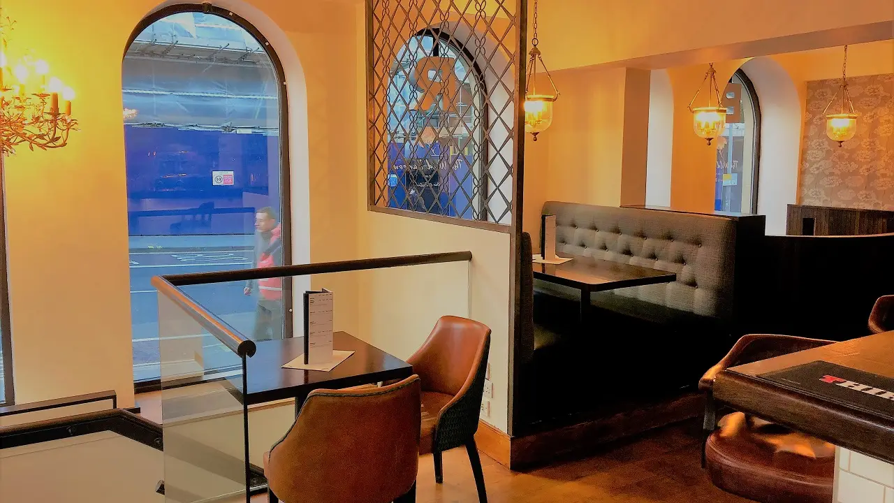 The Wild Yarrow, Edinburgh, 