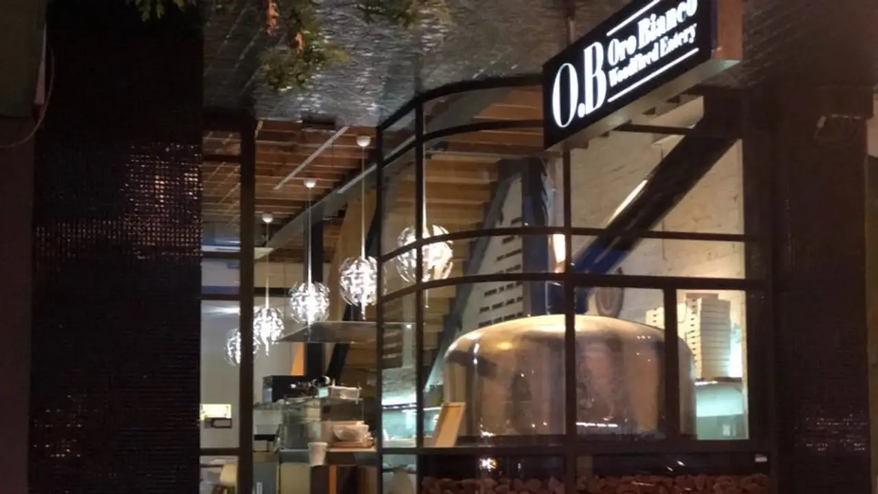 Oro Bianco, Melbourne, VIC
