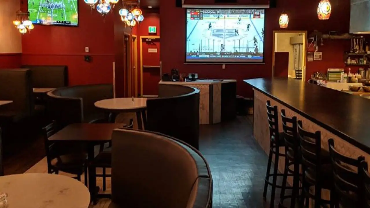 Zaafran Lounge - Zaafran Lounge & Grill, Calgary, AB