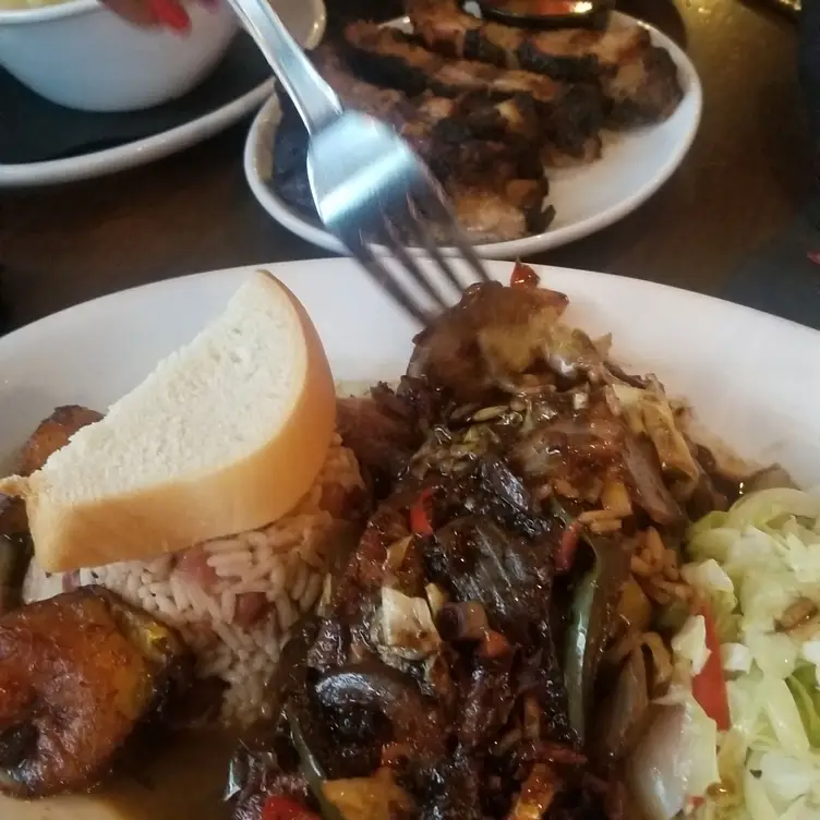 Ja' Grill Hyde Park, Chicago, IL
