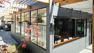Una foto del restaurante TUNDRA Restaurant