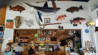 Una foto del restaurante Castaway Waterfront Restaurant & Sushi Bar