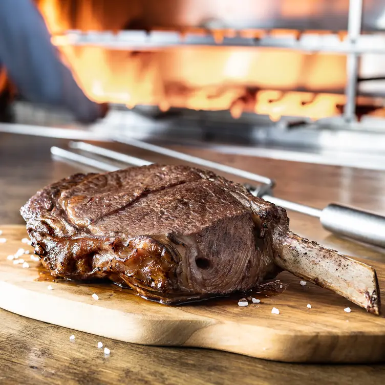 Bone-In Cowboy Ribeye: Aged for 21 days - Fogo de Chao - Santa Fe - Perm Closed, Ciudad de México, CDMX