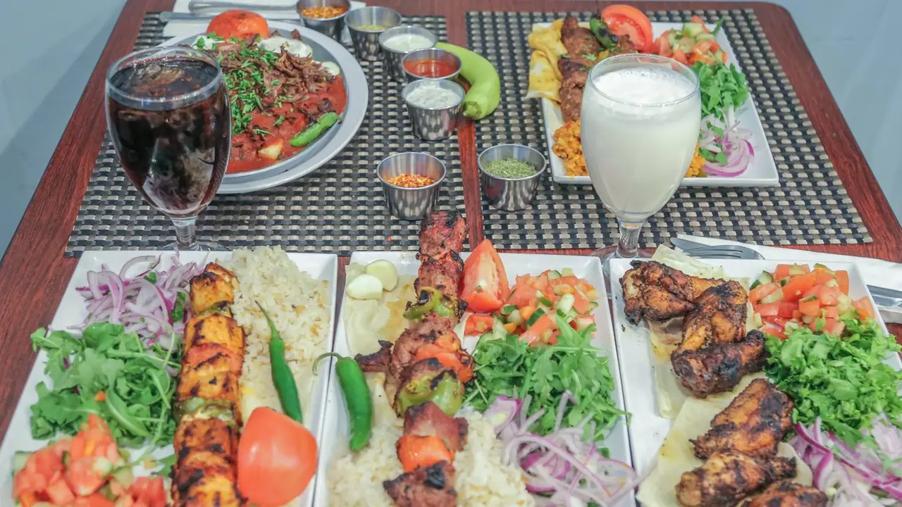 Istanbul Grill, Chicago, IL