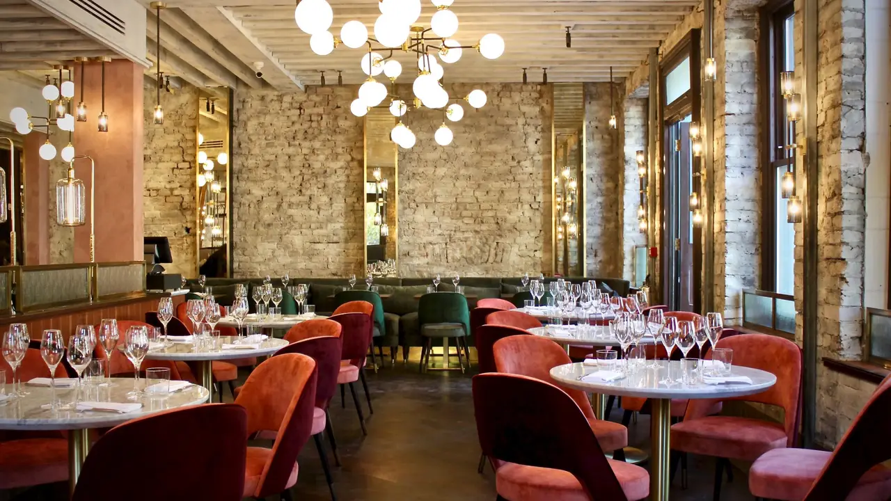 Caractère Restaurant, London, 