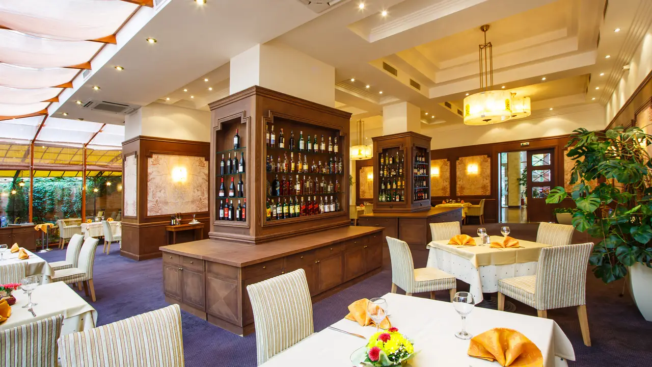 La Tribuna Restaurant - Arena Di Serdica Boutique Hotel, Sofia Center, Sofia