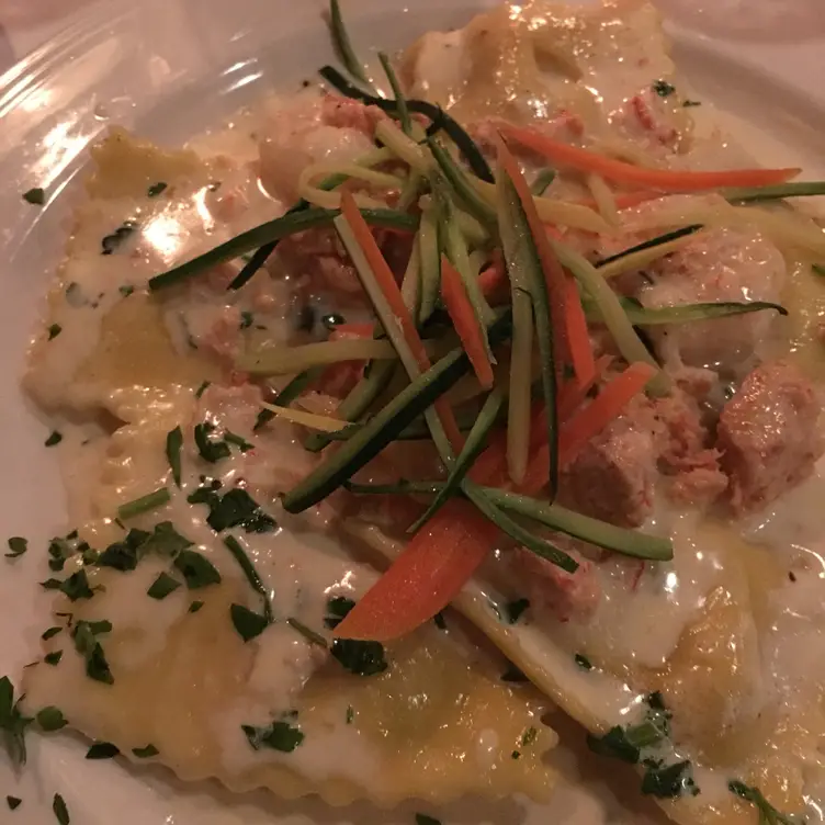 Rossa's Cucina Enoteca - Permanently Closed, Ontario, CA
