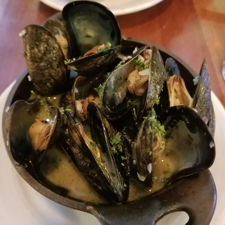 Bistro Foufou - Permanently Closed, Traverse City, MI