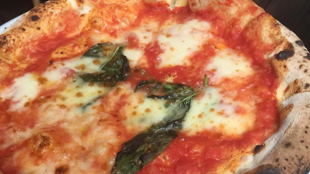 Pizzeria Via Mercanti - Gerrard, Toronto, ON