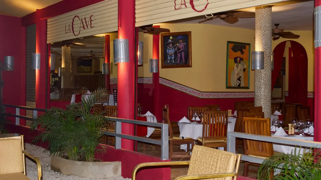 La Cave, Tamarindo, Guanacaste