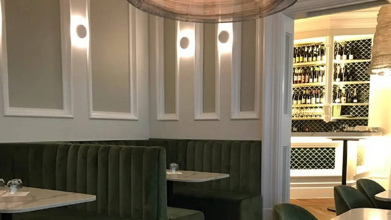 Allan Grammar - Allan Grammar Wine Bar, Penrith, AU-NSW
