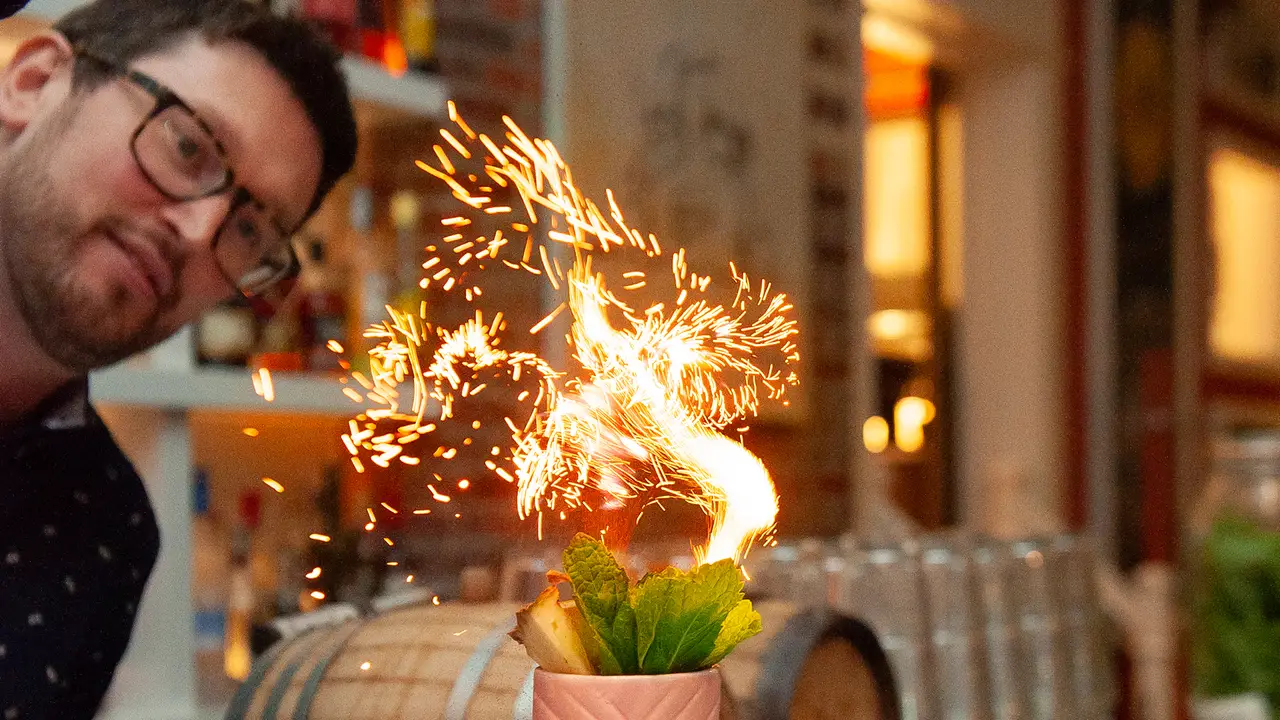 Waalflower Kitchen & Cocktails, Calgary, AB