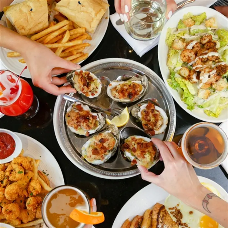 The Governor Seafood & Oyster Bar, New Orleans, LA