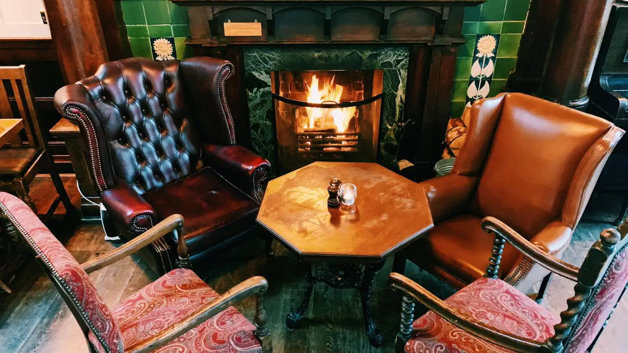 Queen Adelaide, London, 