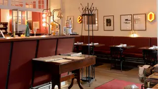 Foto von Jules Verne Restaurant Restaurant