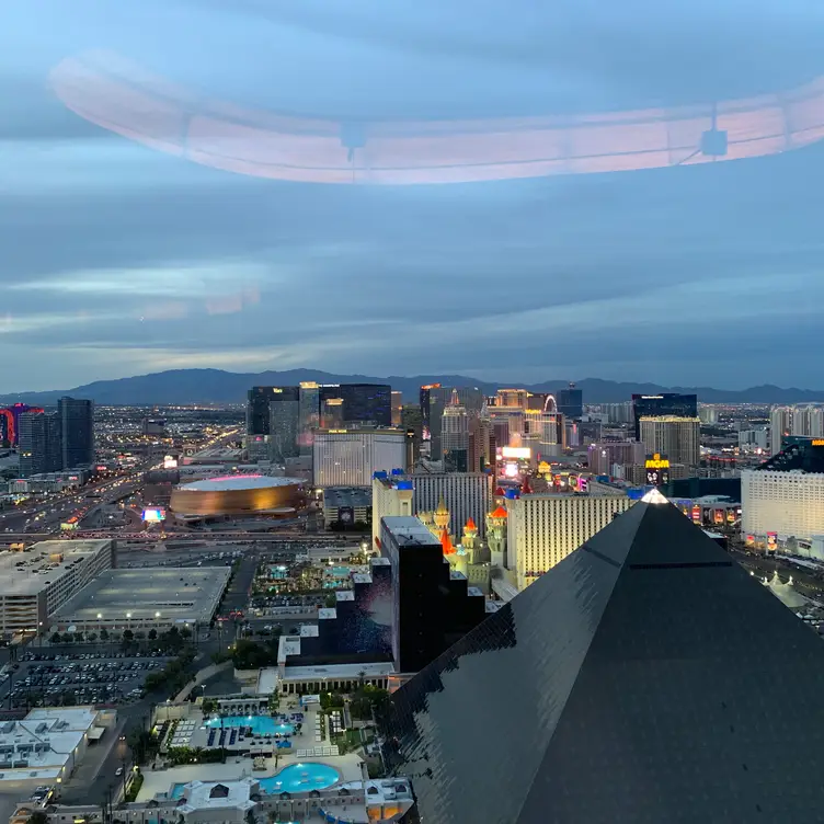 Skyfall Lounge – Delano Las Vegas, Las Vegas, NV