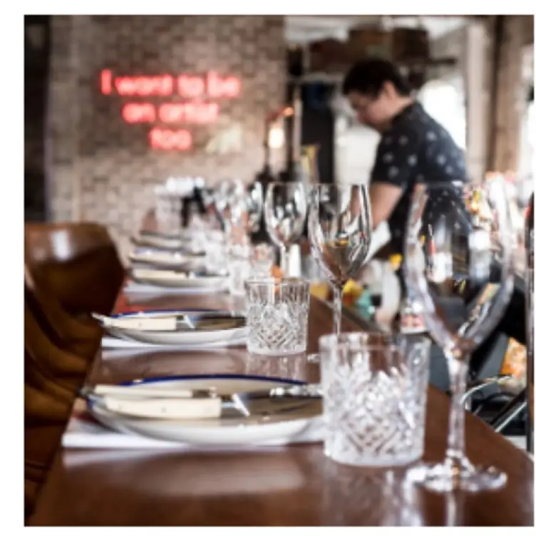 Italian by Night at The Rose of Australia Hotel, Erskineville, AU-NSW