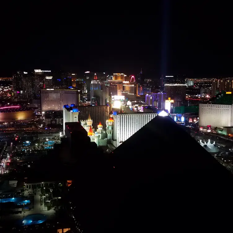 Skyfall Lounge – Delano Las Vegas, Las Vegas, NV