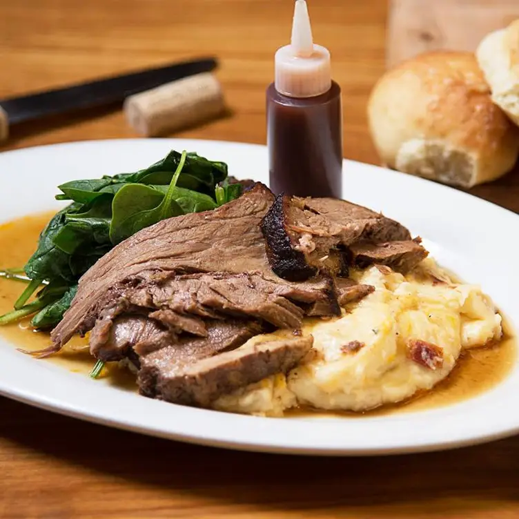 Red Cedar Grille, Colmar, PA